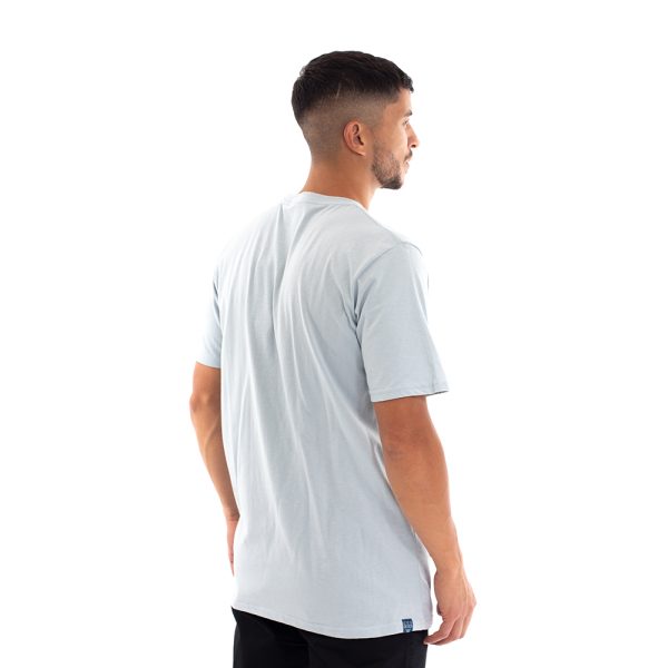 Polera manga corta hombre hang loose celeste in surf we trust - Imagen 5