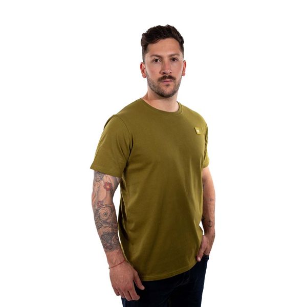 Polera Manga Corta Hombre Minilogo Verde Musgo Hang Loose - Imagen 3