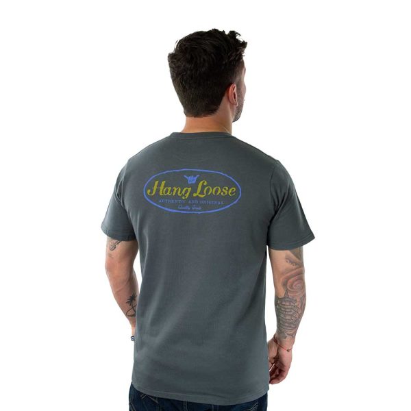 Polera Manga Corta Hombre Cali Gris Oscuro Hang Loose - Imagen 2