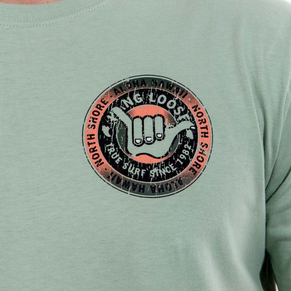 Polera Manga Corta Hombre Wax Verde Hang Loose - Imagen 5